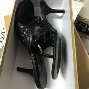 Michael Kors Sandals 7.5 great used condition